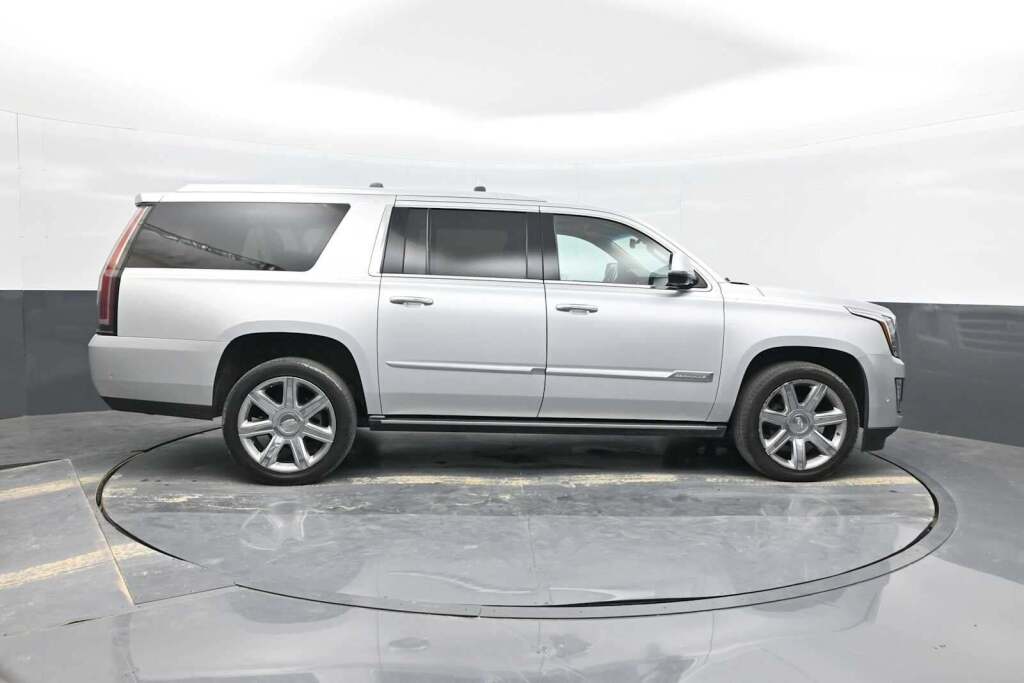 2018 Cadillac Escalade ESV Premium Luxury