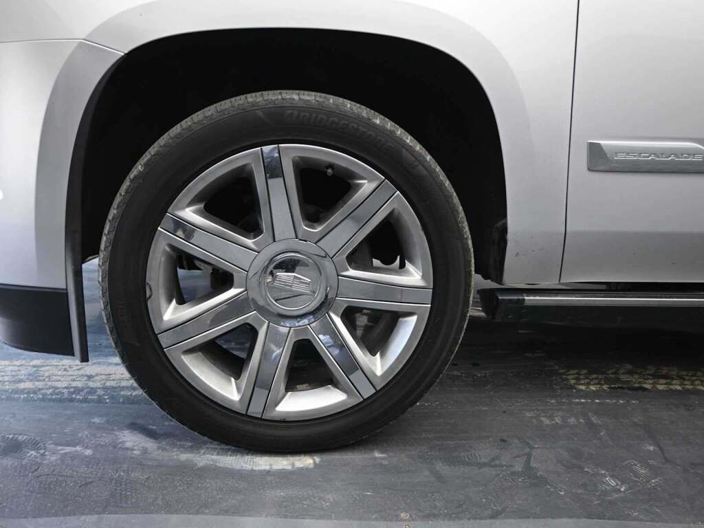 2018 Cadillac Escalade ESV Premium Luxury