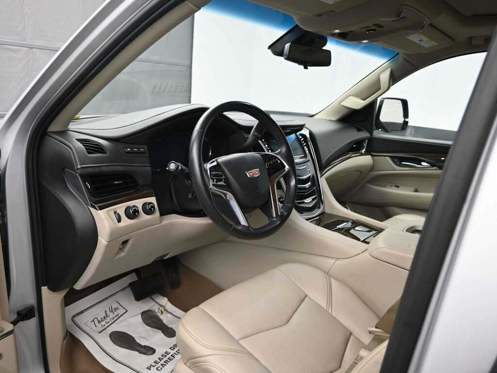 2018 Cadillac Escalade ESV Premium Luxury
