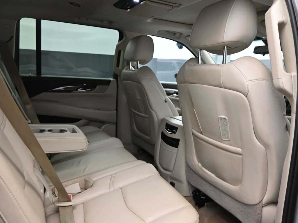 2018 Cadillac Escalade ESV Premium Luxury