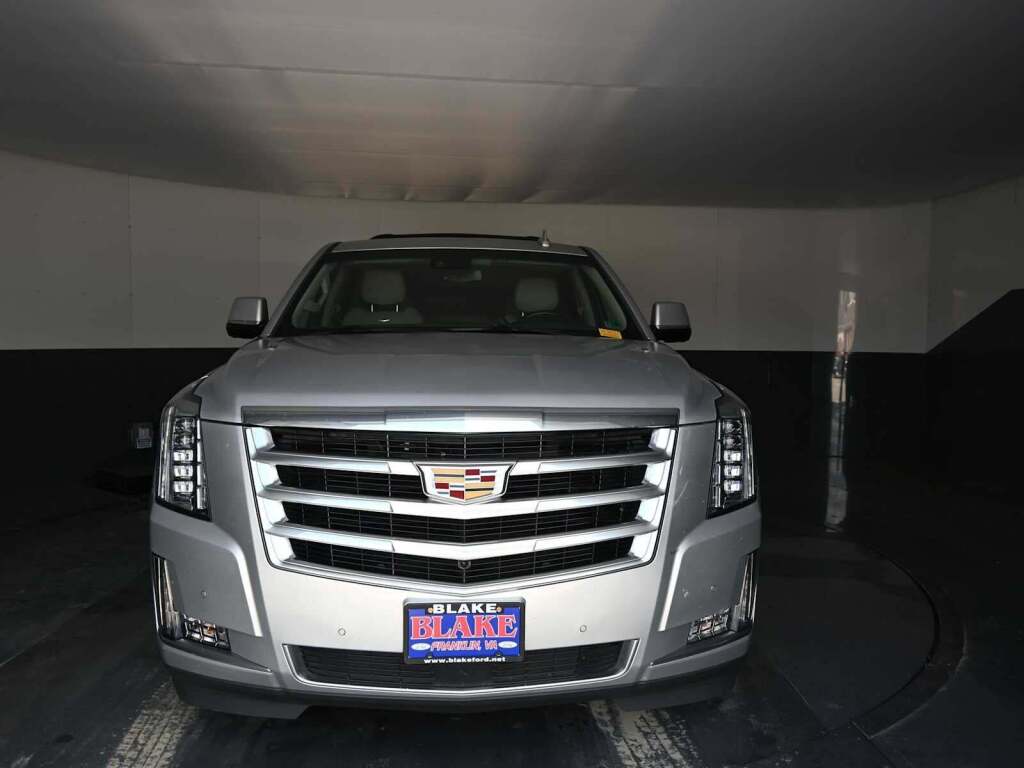 2018 Cadillac Escalade ESV Premium Luxury