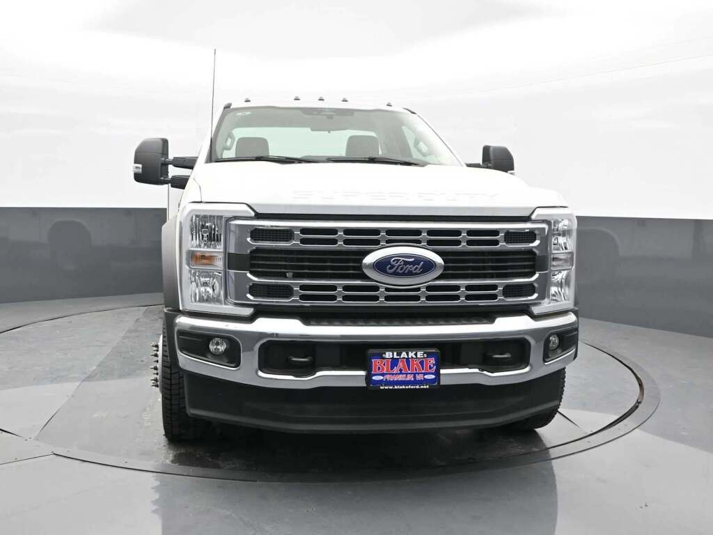 2023 Ford F-550 Super Duty 