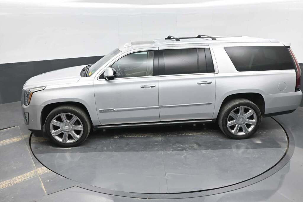 2018 Cadillac Escalade ESV Premium Luxury