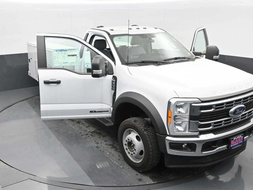 2023 Ford F-550 Super Duty 