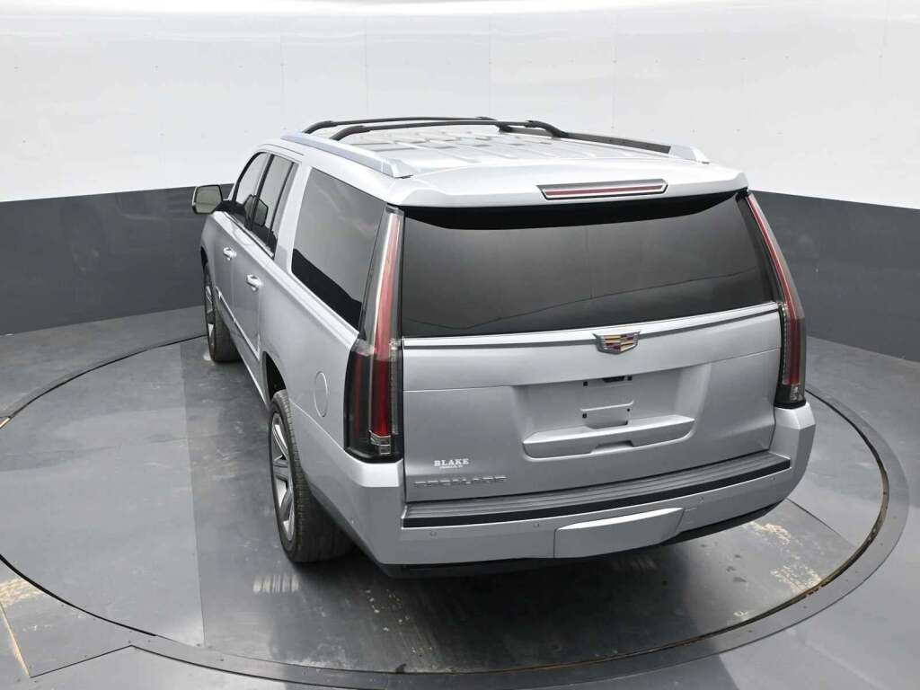 2018 Cadillac Escalade ESV Premium Luxury