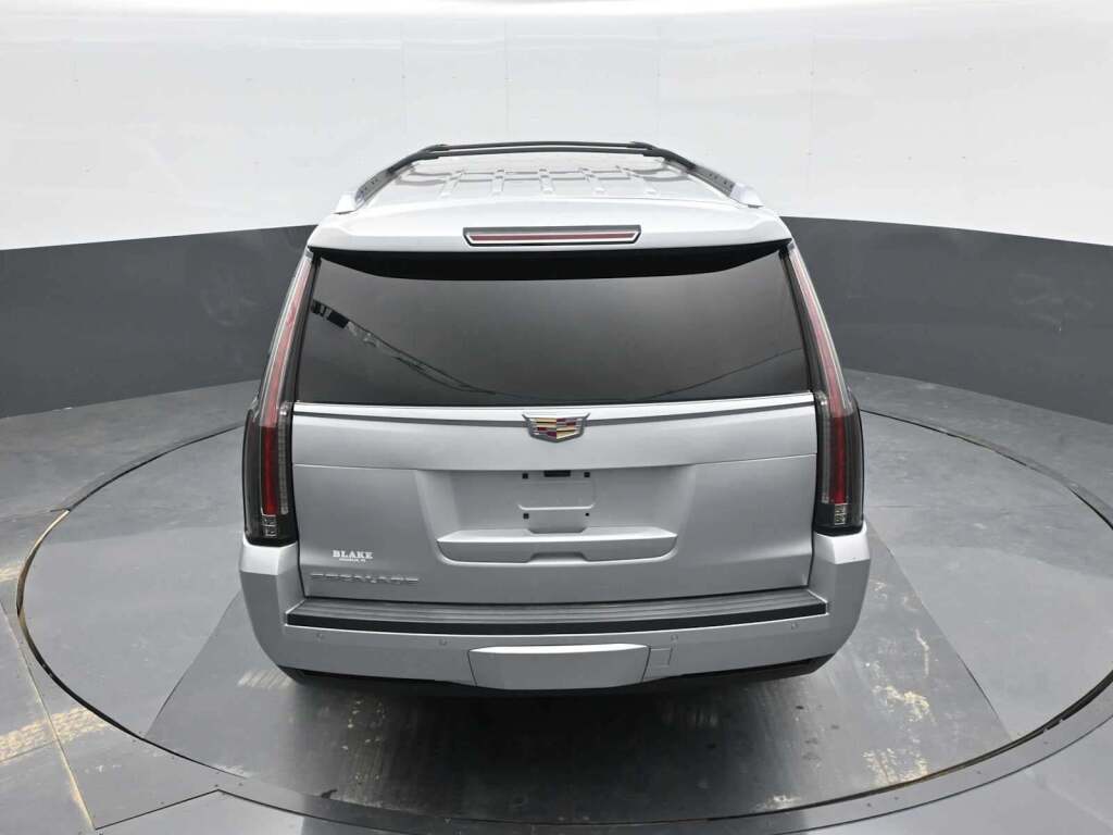 2018 Cadillac Escalade ESV Premium Luxury