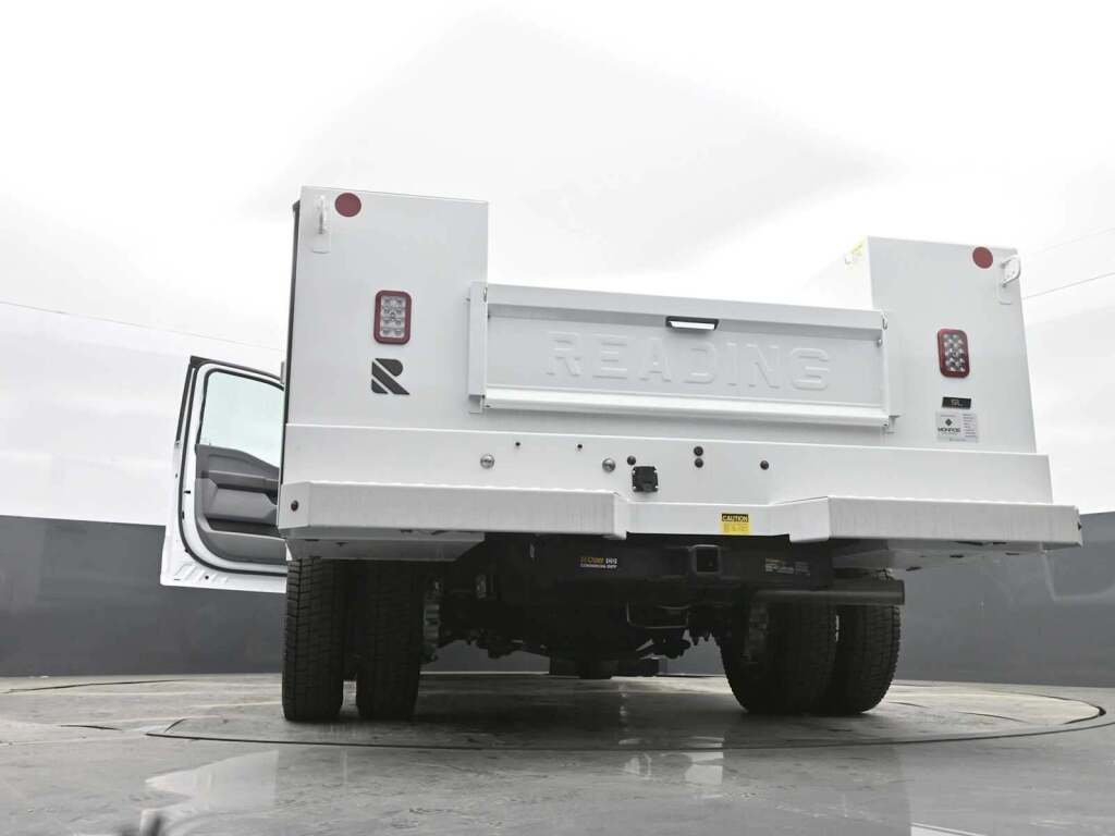 2023 Ford F-550 Super Duty 