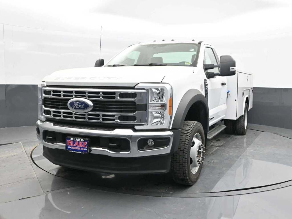 2023 Ford F-550 Super Duty 