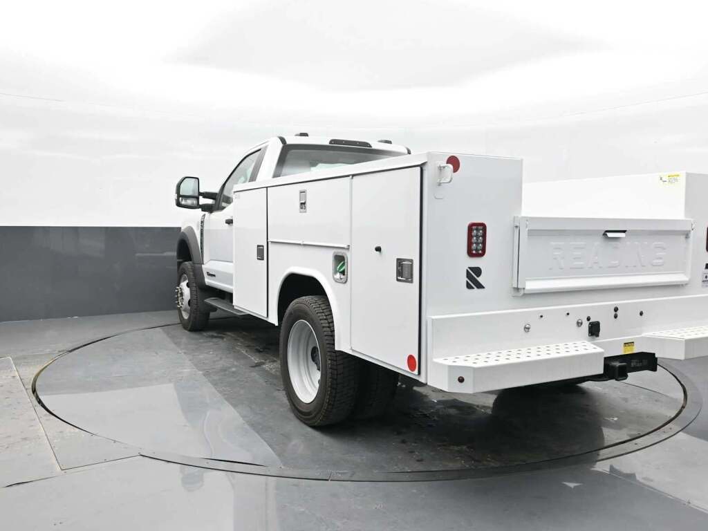 2023 Ford F-550 Super Duty 