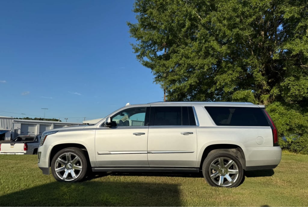 2018 Cadillac Escalade ESV Premium Luxury