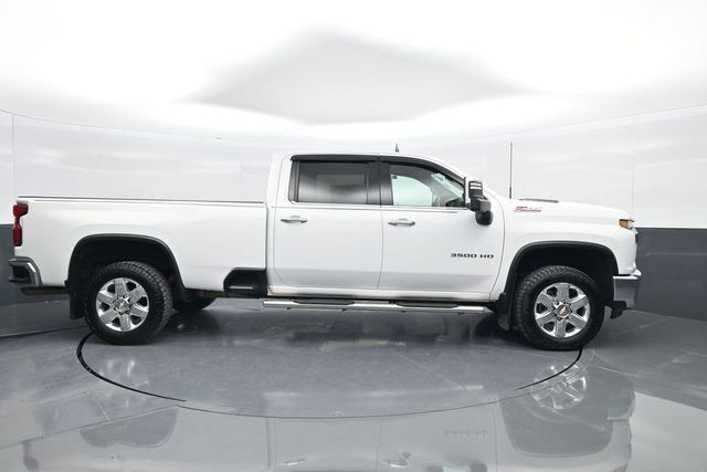 2022 Chevrolet Silverado 3500HD 4WD Crew Cab Long Bed LTZ