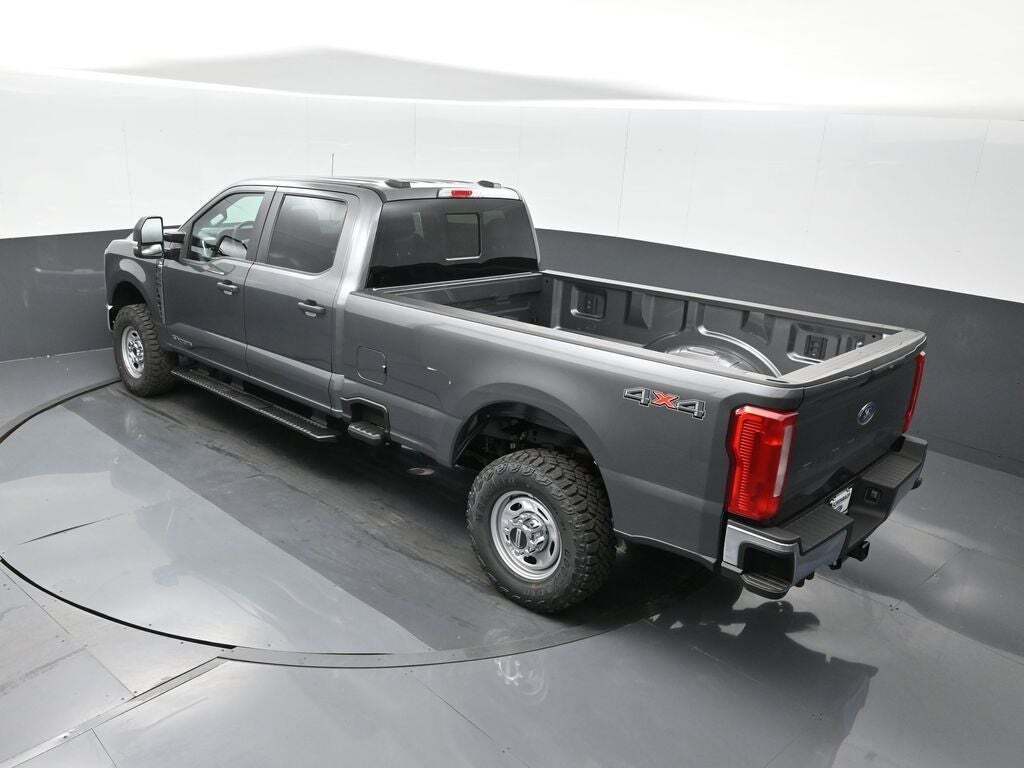 2026 Ford F-350 Super Duty XL