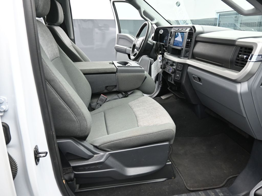 2024 Ford F-250 XLT