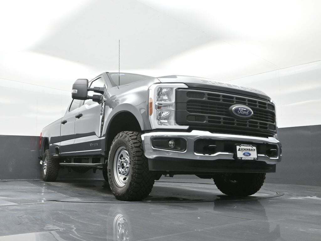 2026 Ford F-350 Super Duty XL