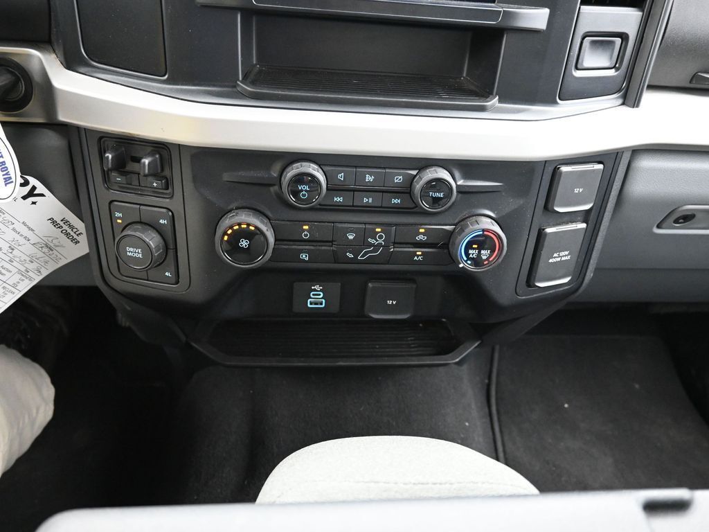 2024 Ford F-250 XLT