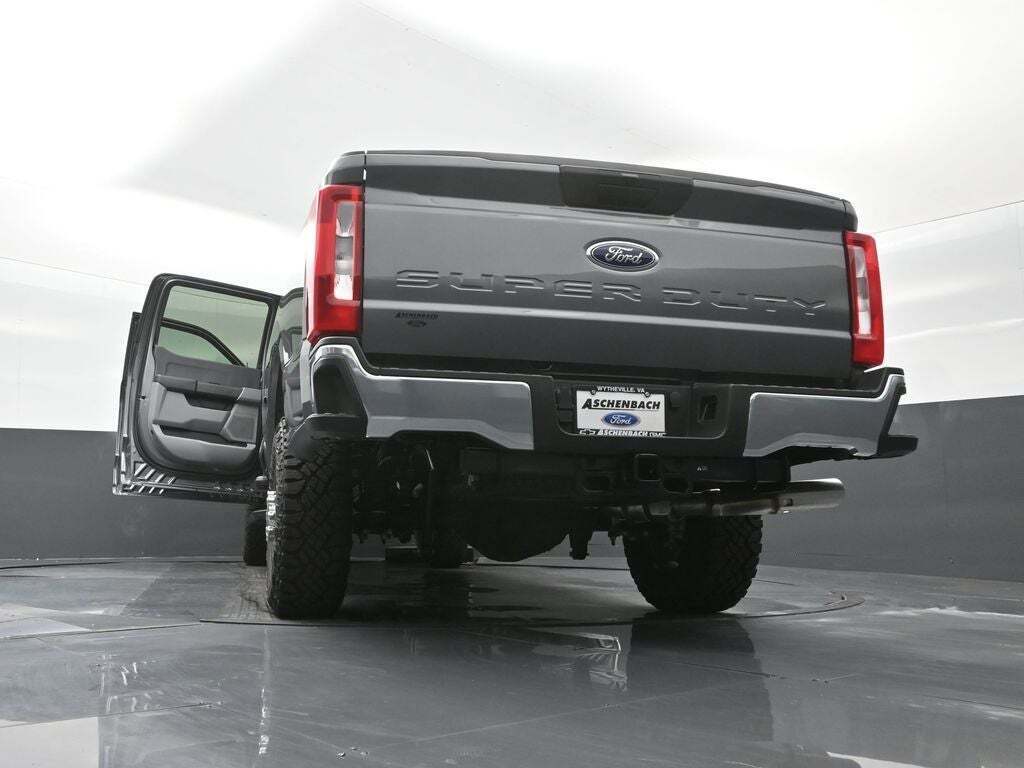 2026 Ford F-350 Super Duty XL