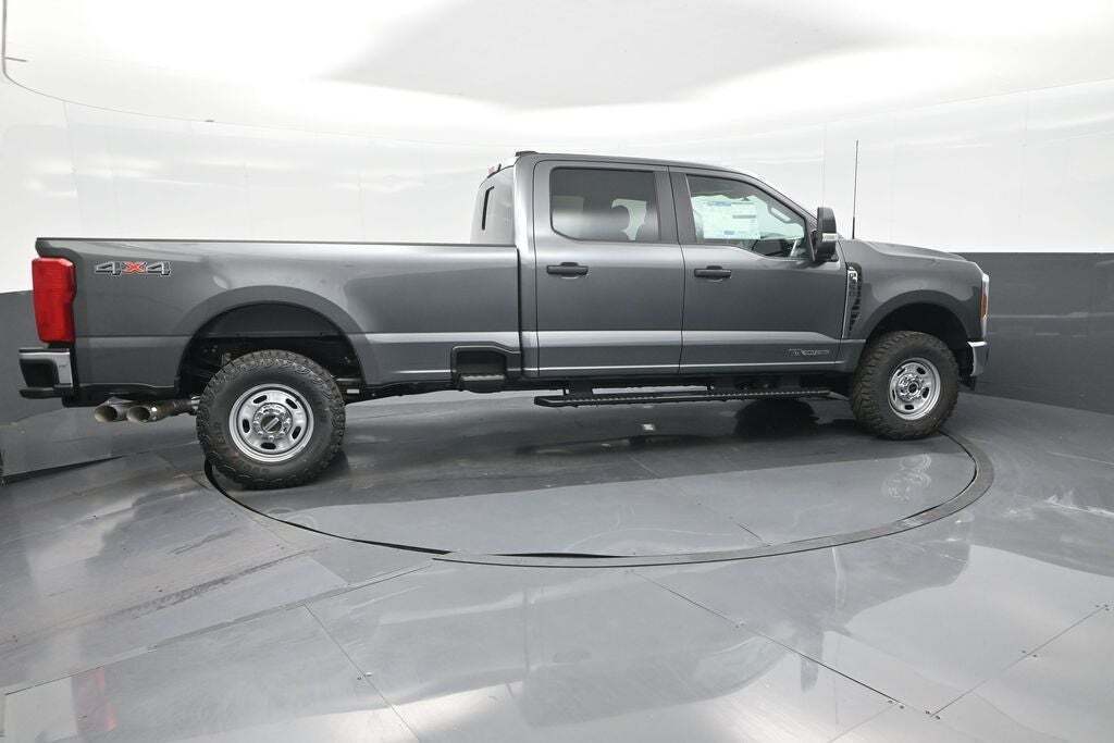 2026 Ford F-350 Super Duty XL