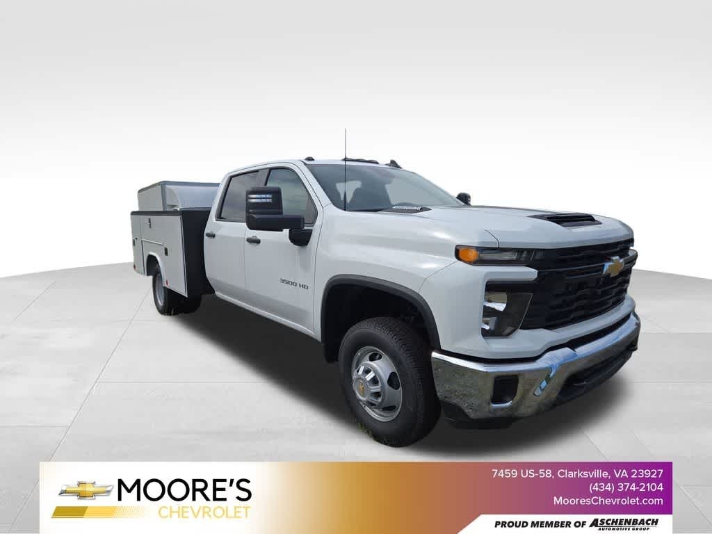 2024 Chevrolet Silverado 3500HD CC Work Truck