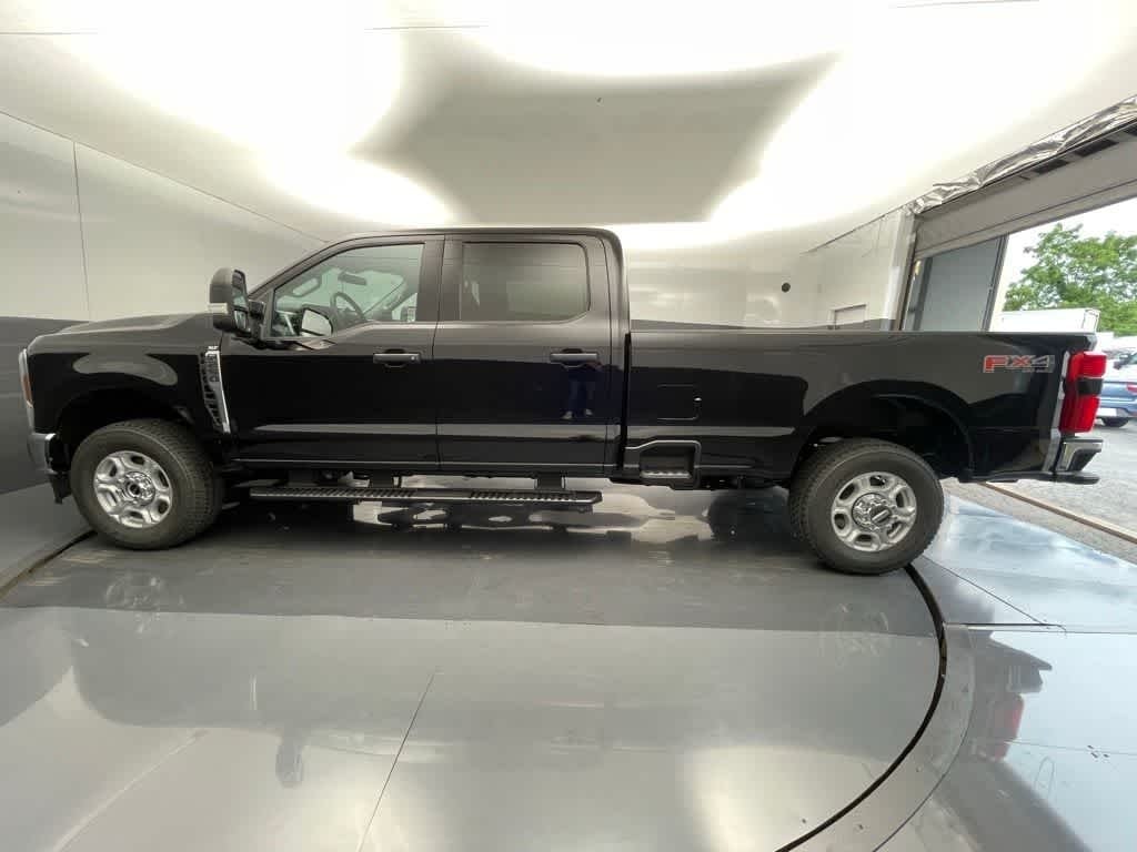 2025 Ford F-250 XLT