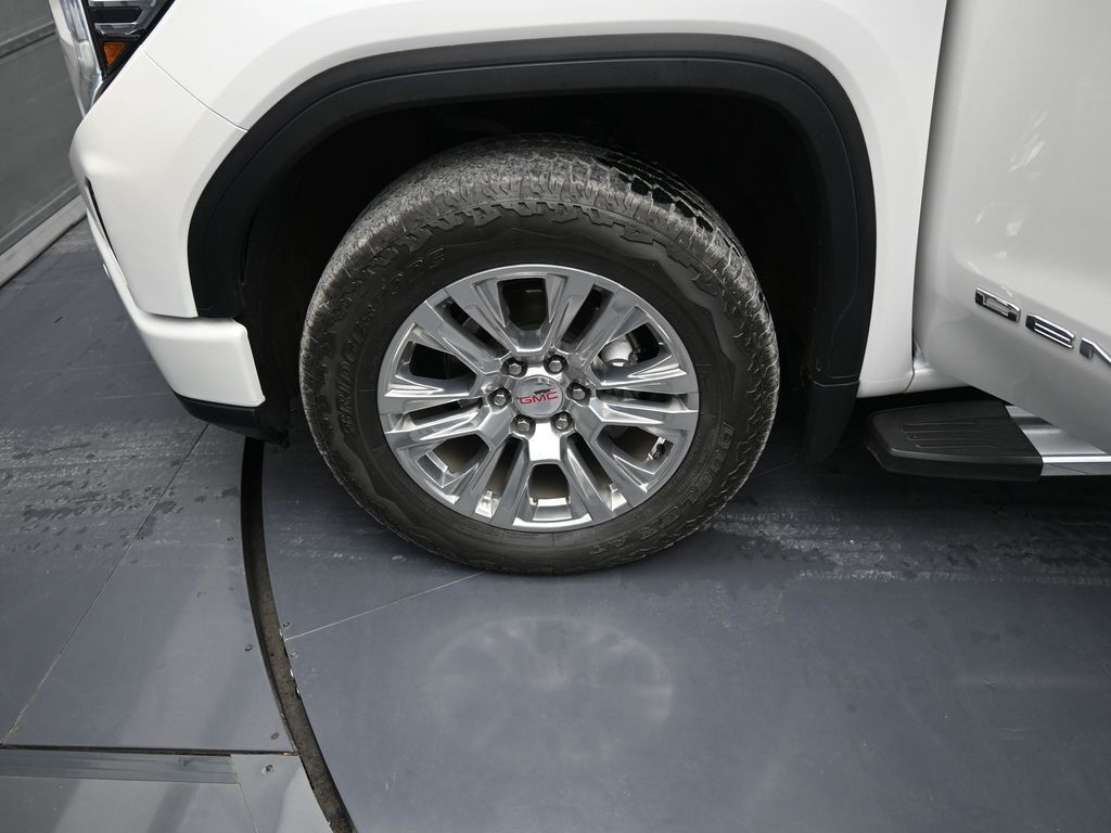 2022 GMC Sierra 1500 4WD Crew Cab Short Box Denali