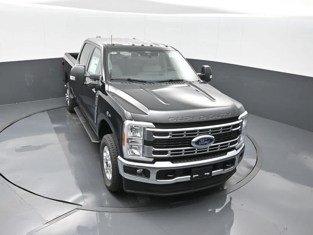 2025 Ford F-350 XLT
