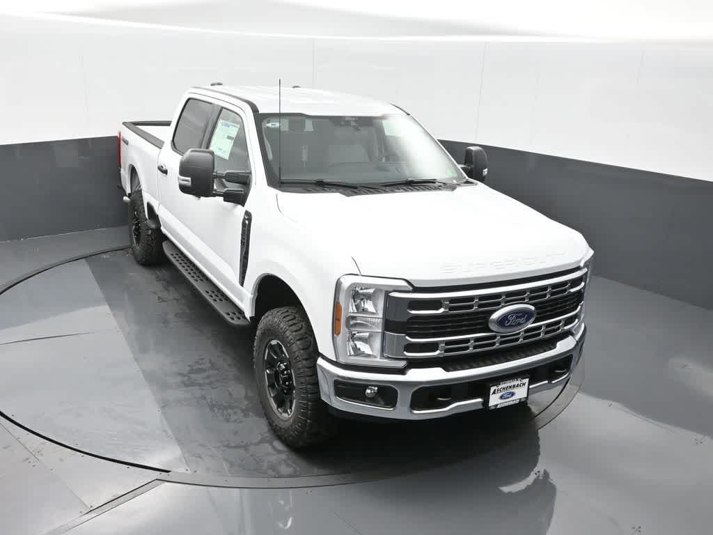 2025 Ford F-350 XLT