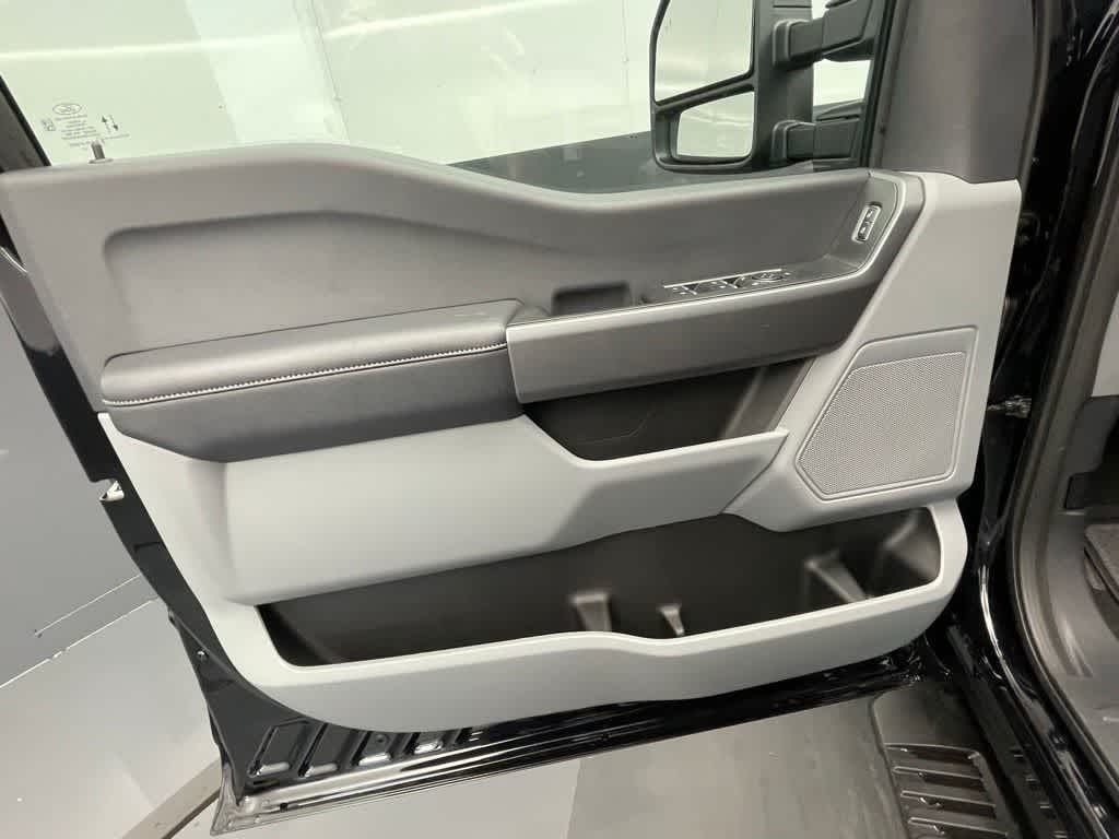 2025 Ford F-250 XLT