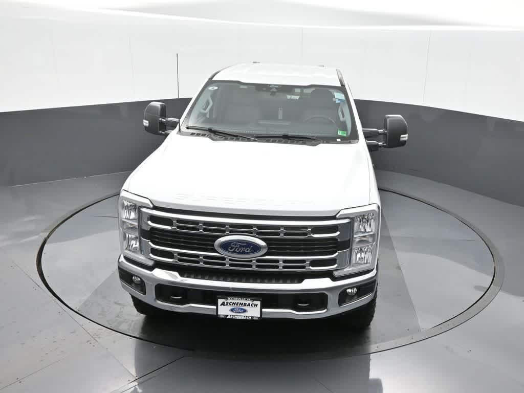 2025 Ford F-350 XLT