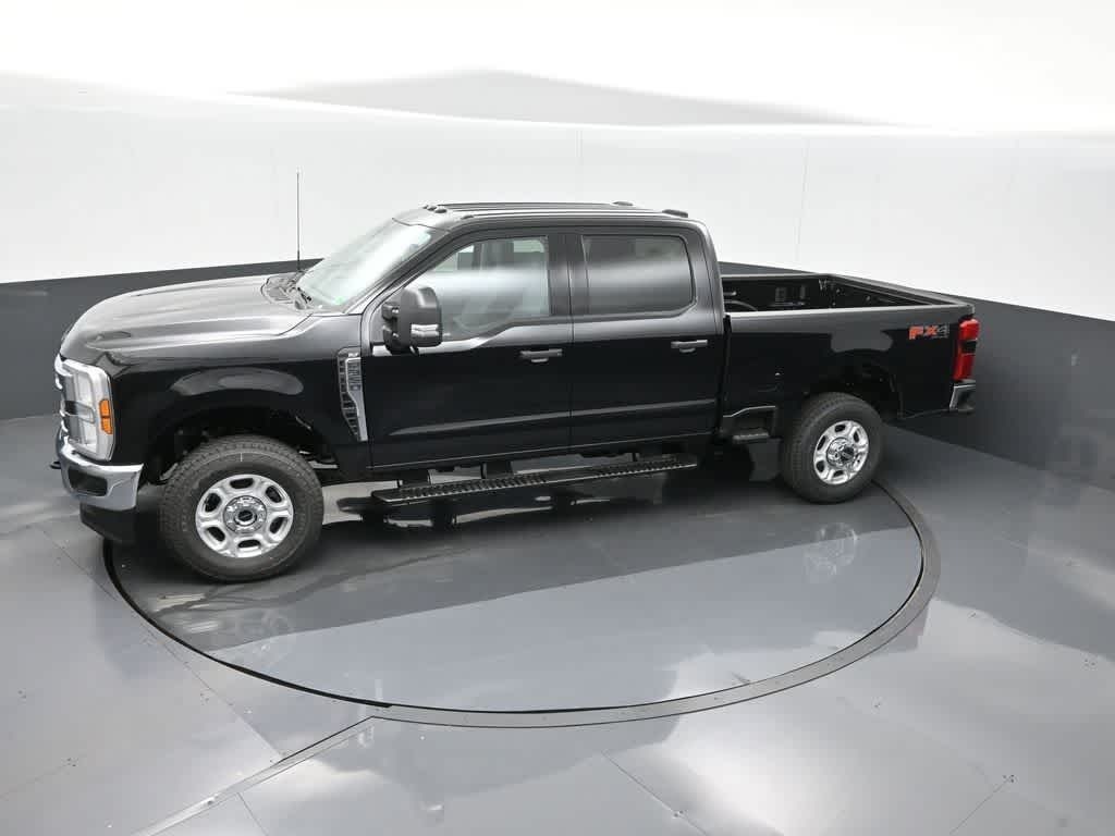 2025 Ford F-350 XLT