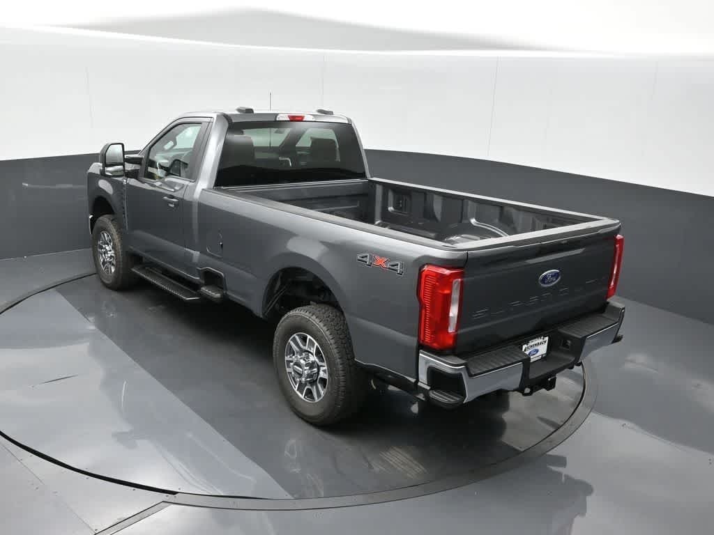 2025 Ford F-350 XLT
