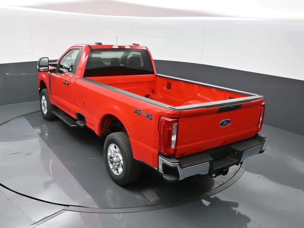 2025 Ford F-350 Super Duty XLT