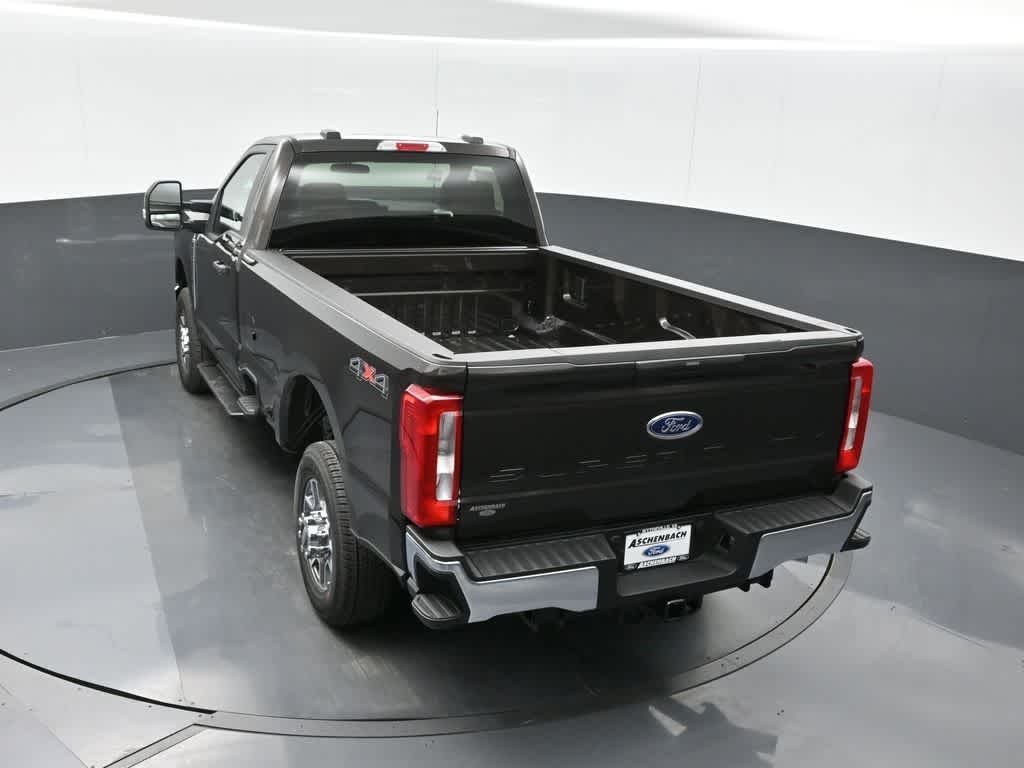 2025 Ford F-350 XLT