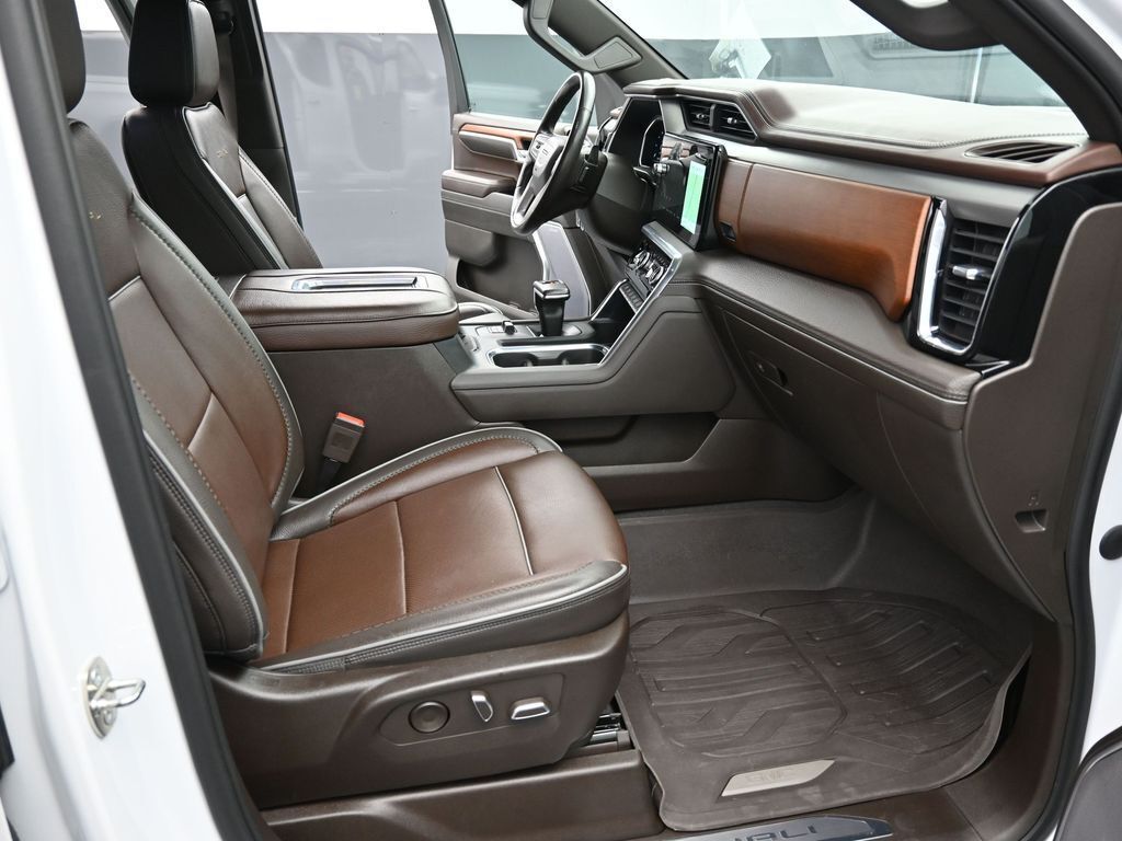 2022 GMC Sierra 1500 4WD Crew Cab Short Box Denali