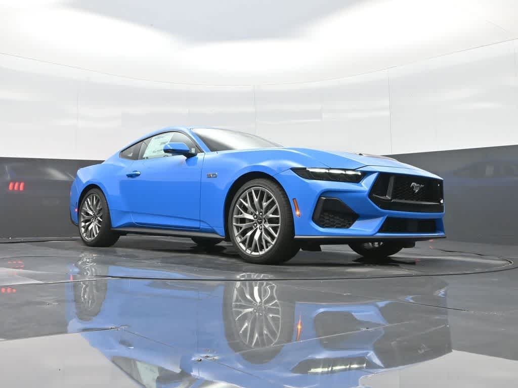 2025 Ford Mustang GT Premium Fastback