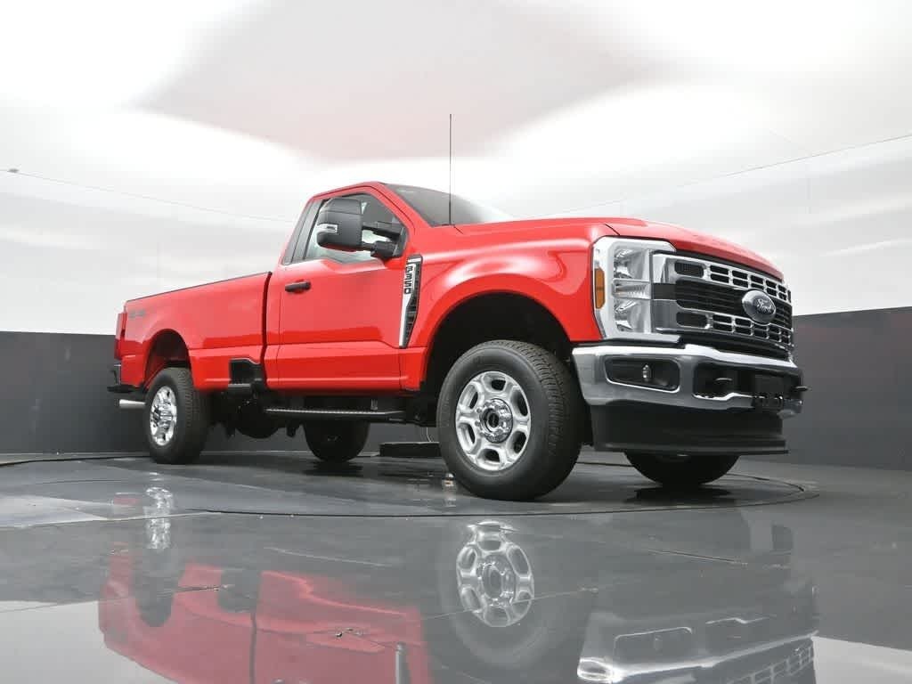 2025 Ford F-350 Super Duty XLT