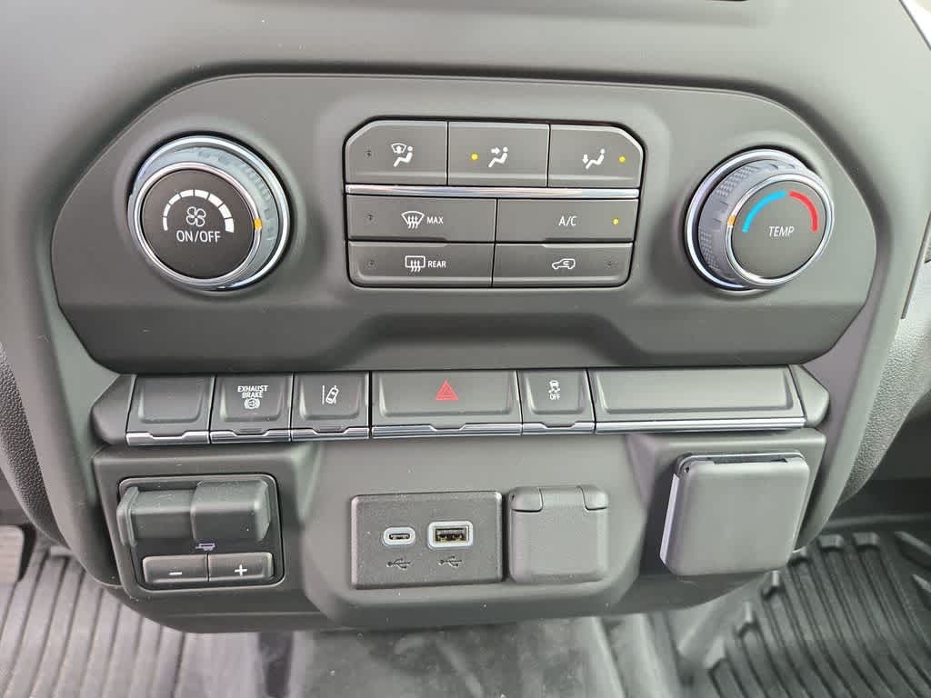 2024 Chevrolet Silverado 3500HD CC Work Truck