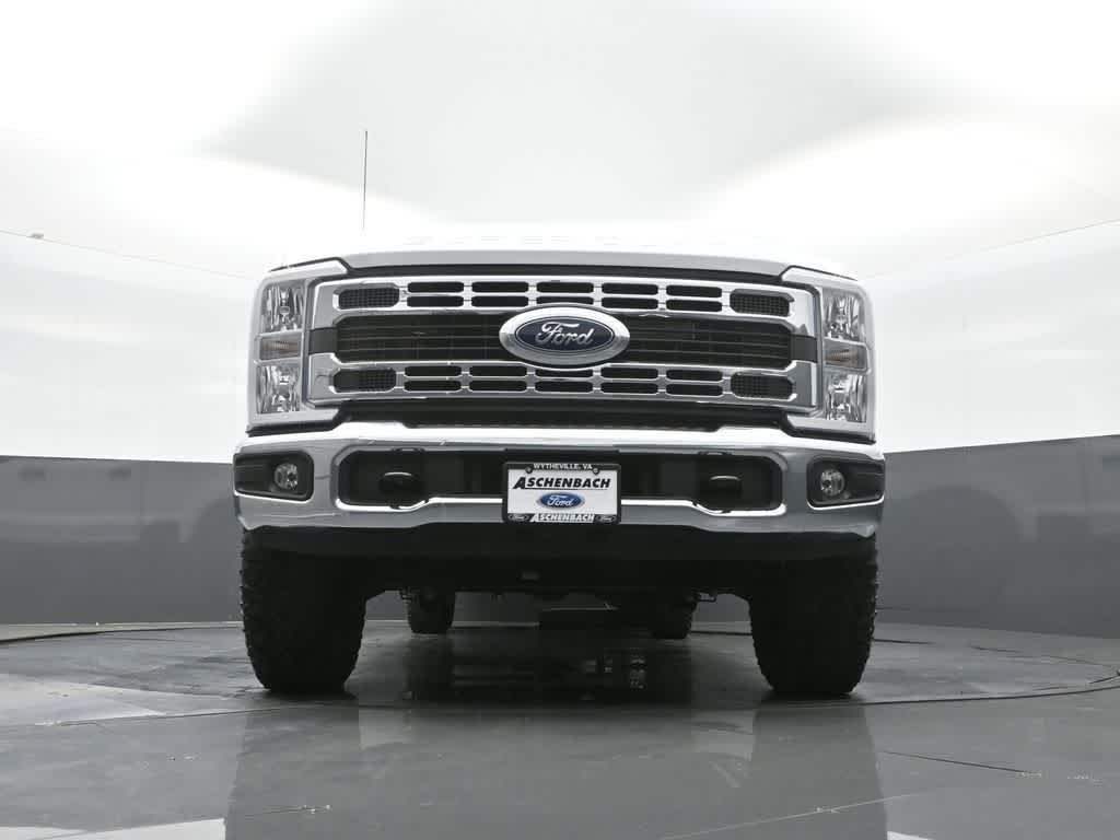 2025 Ford F-350 XLT
