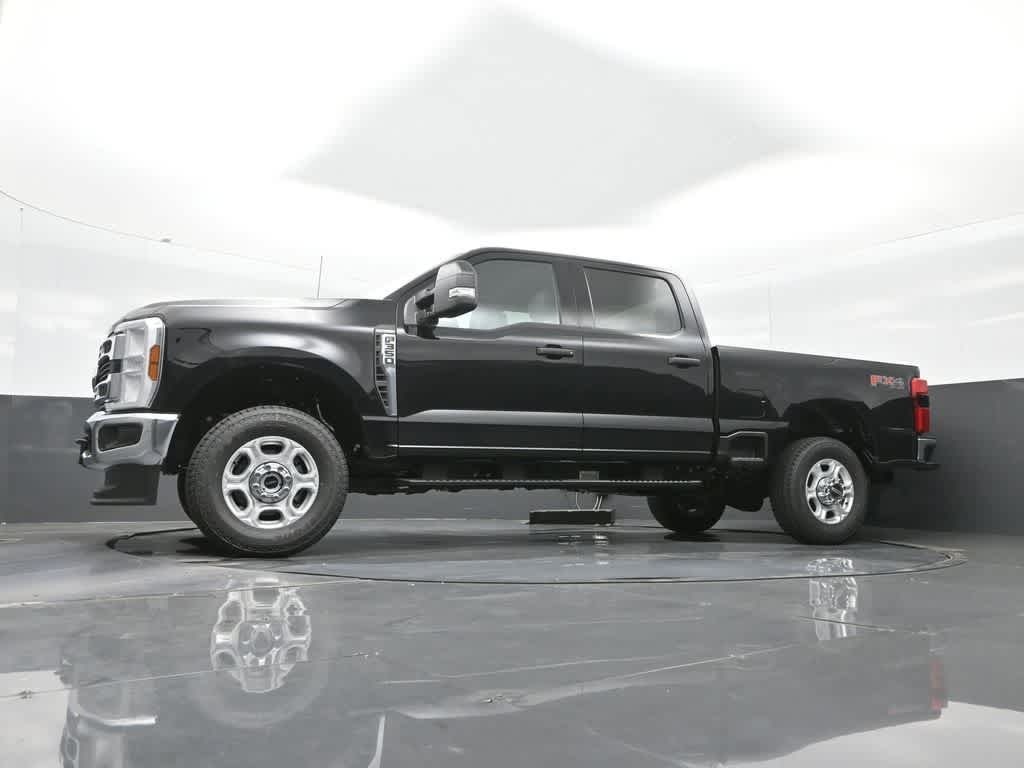 2025 Ford F-350 XLT