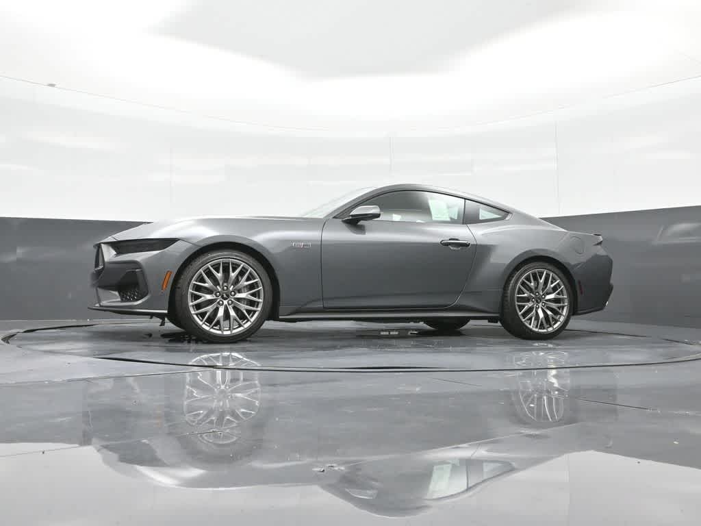 2025 Ford Mustang GT Premium Fastback
