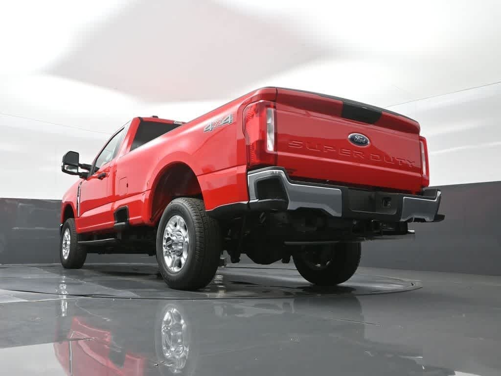 2025 Ford F-350 Super Duty XLT