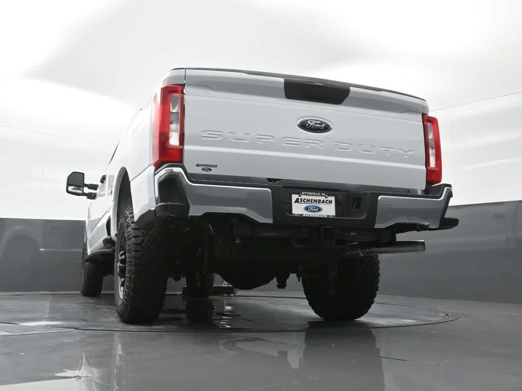 2025 Ford F-350 XLT
