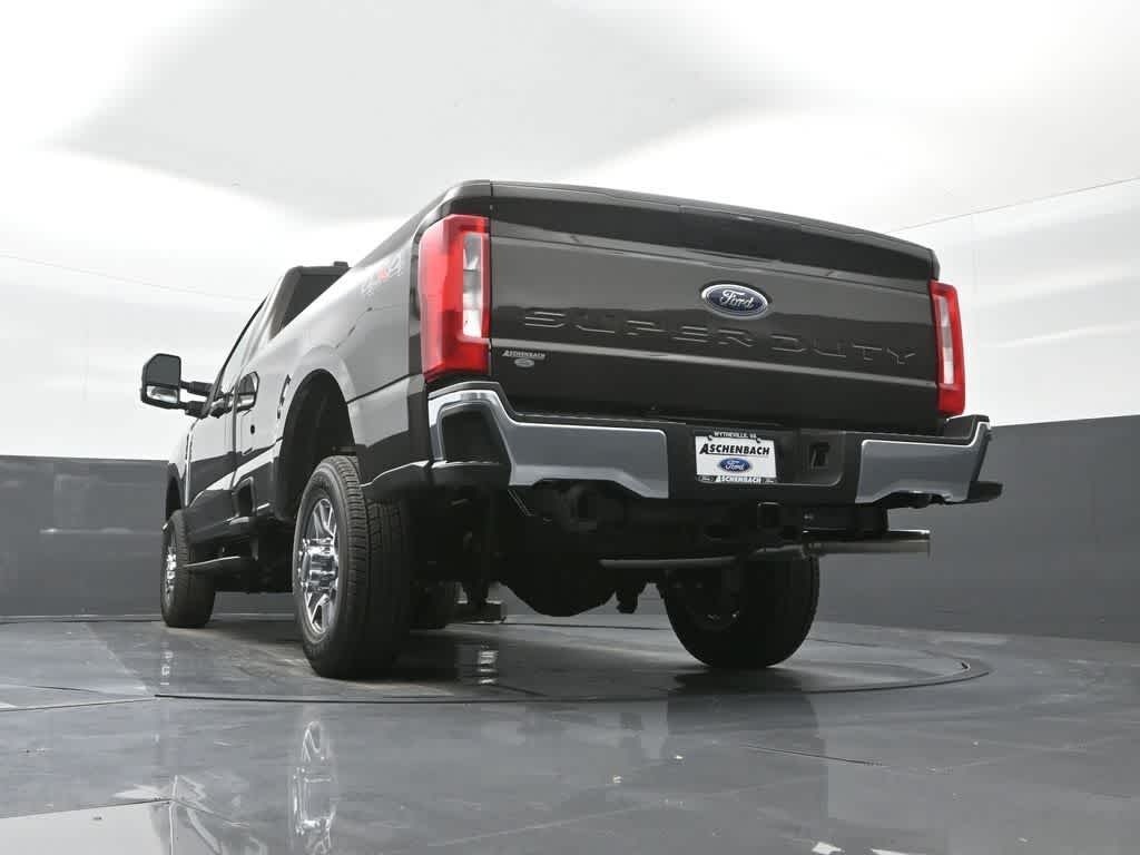 2025 Ford F-350 XLT