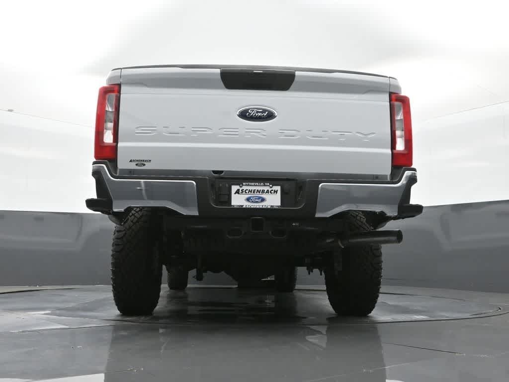 2025 Ford F-350 XLT
