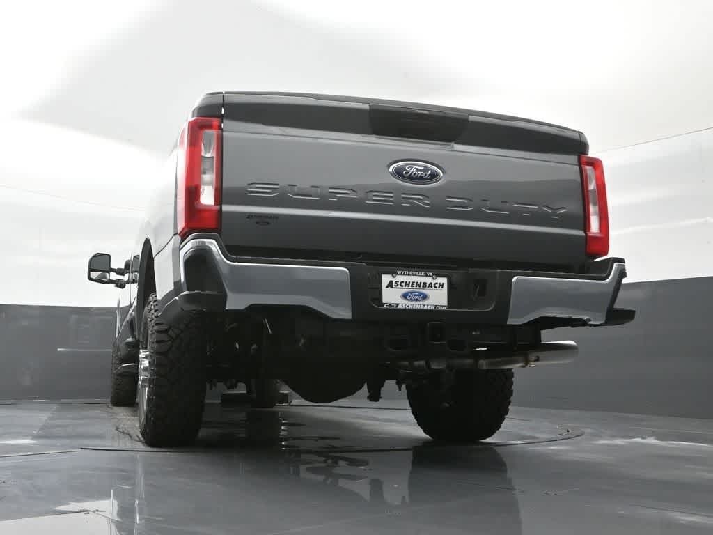 2026 Ford Super Duty F-350 SRW XL