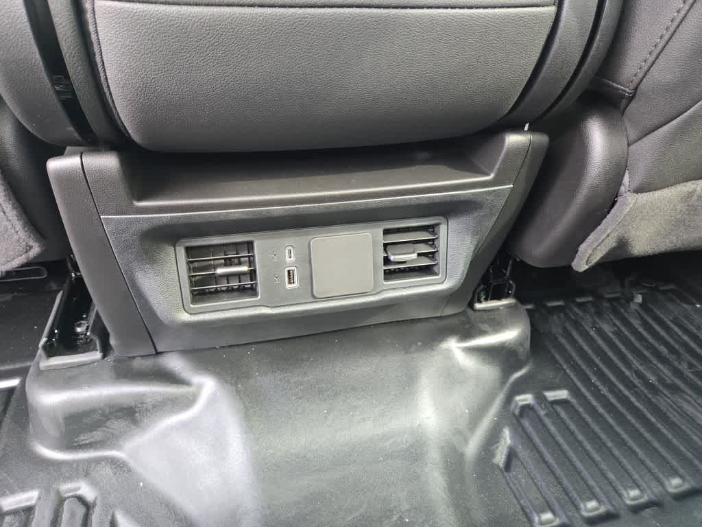 2024 Chevrolet Silverado 3500HD CC Work Truck