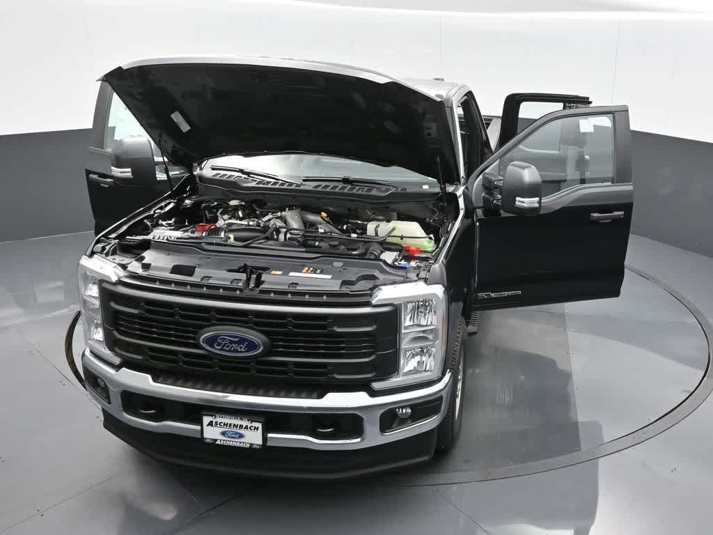 2025 Ford F-250 XL