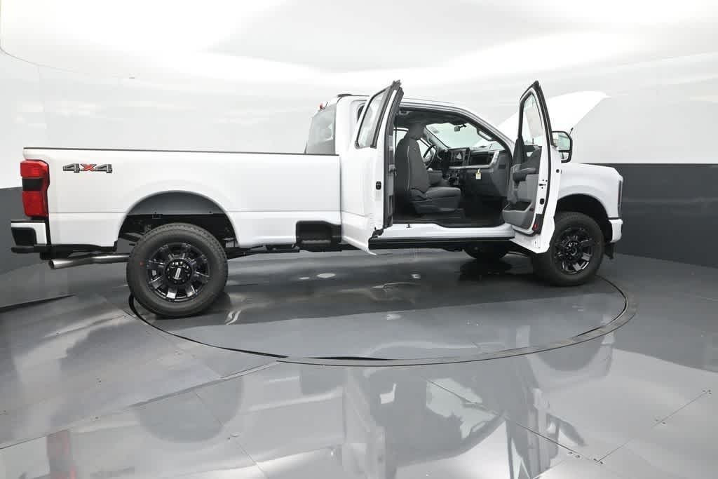 2025 Ford F-350 XL