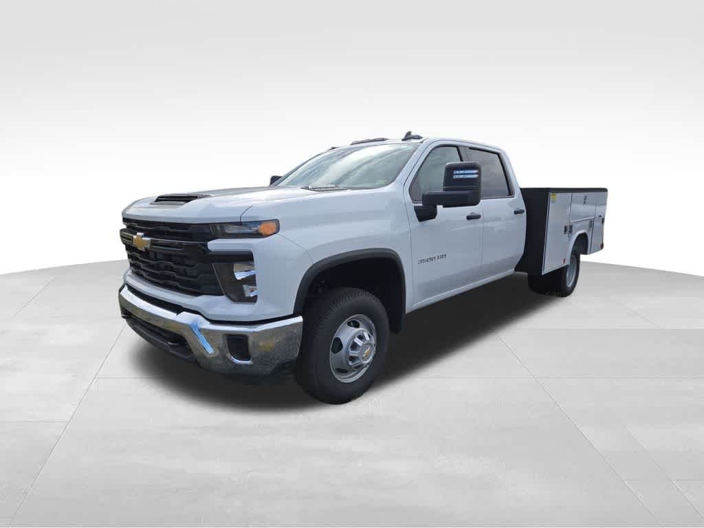 2024 Chevrolet Silverado 3500HD CC Work Truck