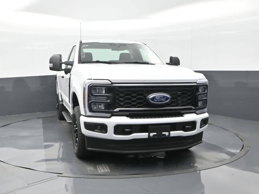 2025 Ford F-350 XL