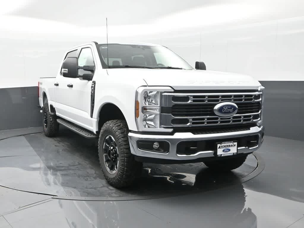 2025 Ford F-350 XLT